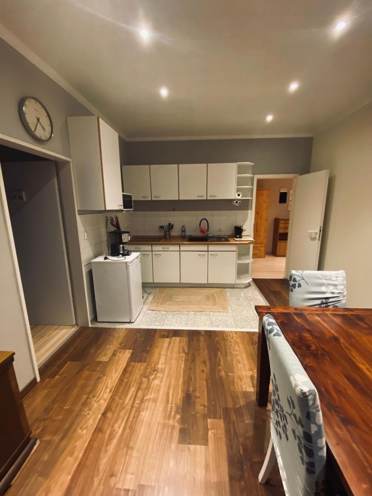 Flat For Up To 4 People In Dresden-Striesen Exterior foto