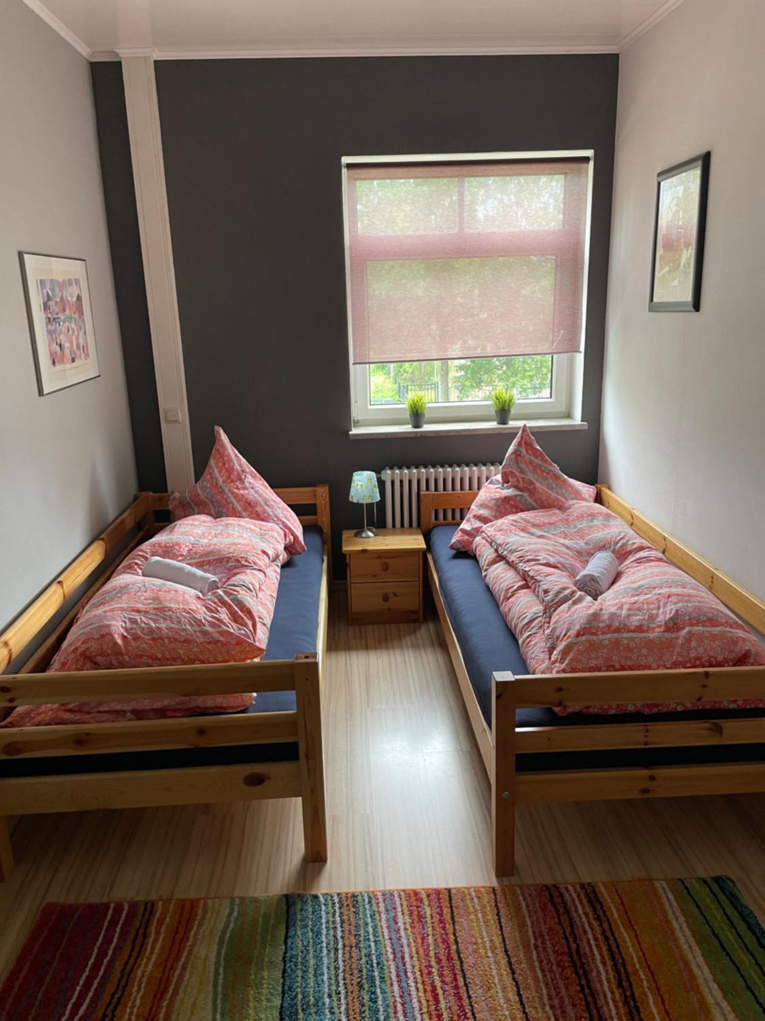 Flat For Up To 4 People In Dresden-Striesen Exterior foto